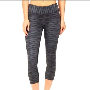 PRANA Roxanne black pixel yoga crop leggings